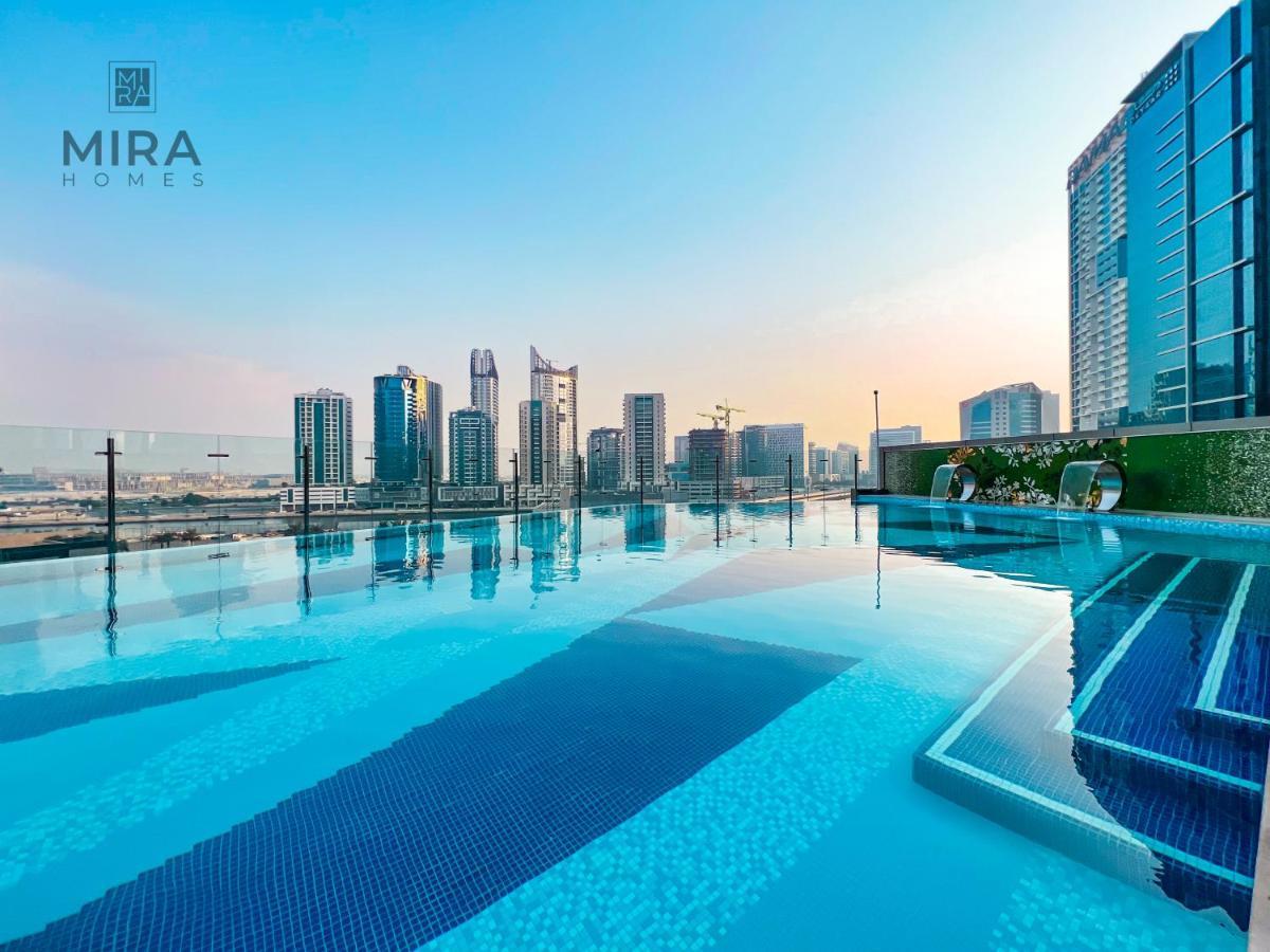 Mira Holiday Homes - Lovely Studio With Burj Khalifa View Dubai Exterior foto